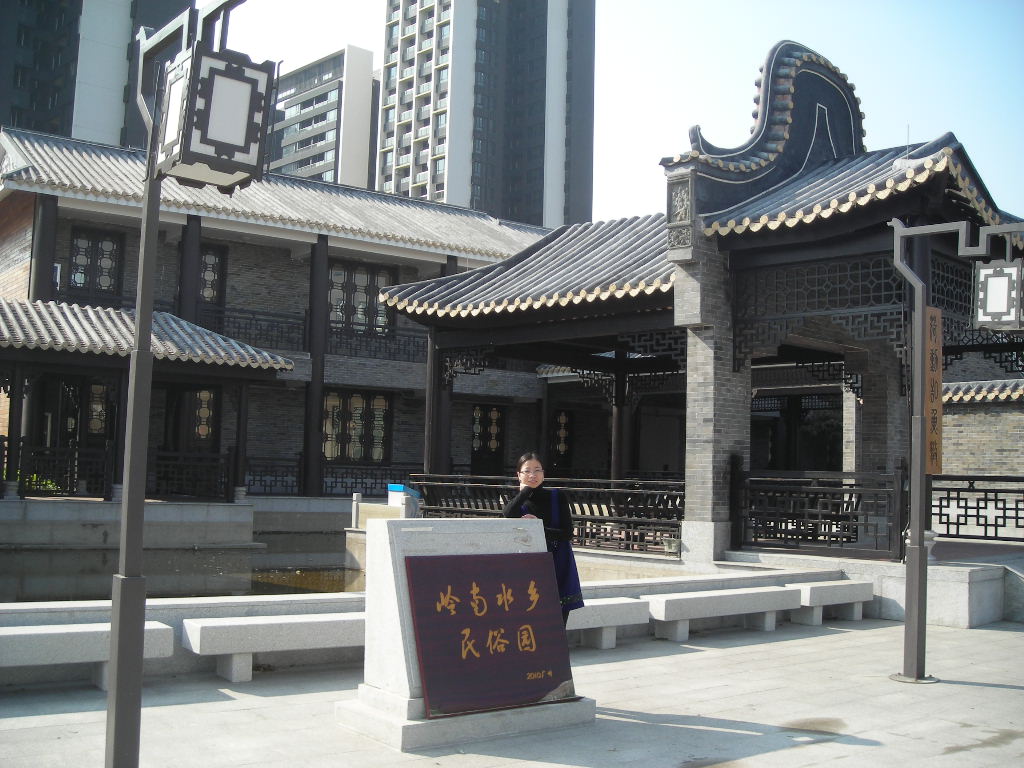 2011330103728357.jpg